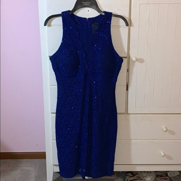 Formal Dress - Picture 1 of 6